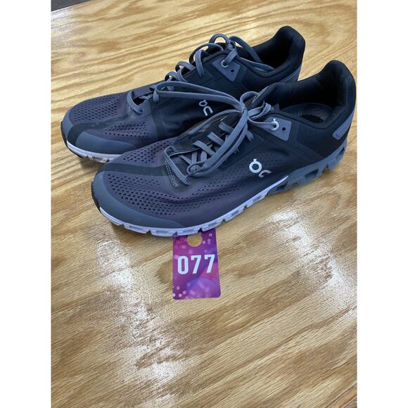 On Cloudflow Women's 11.5 M Black Lace Up Low-Top Athletic Running Sneakers - Picture 1 of 7